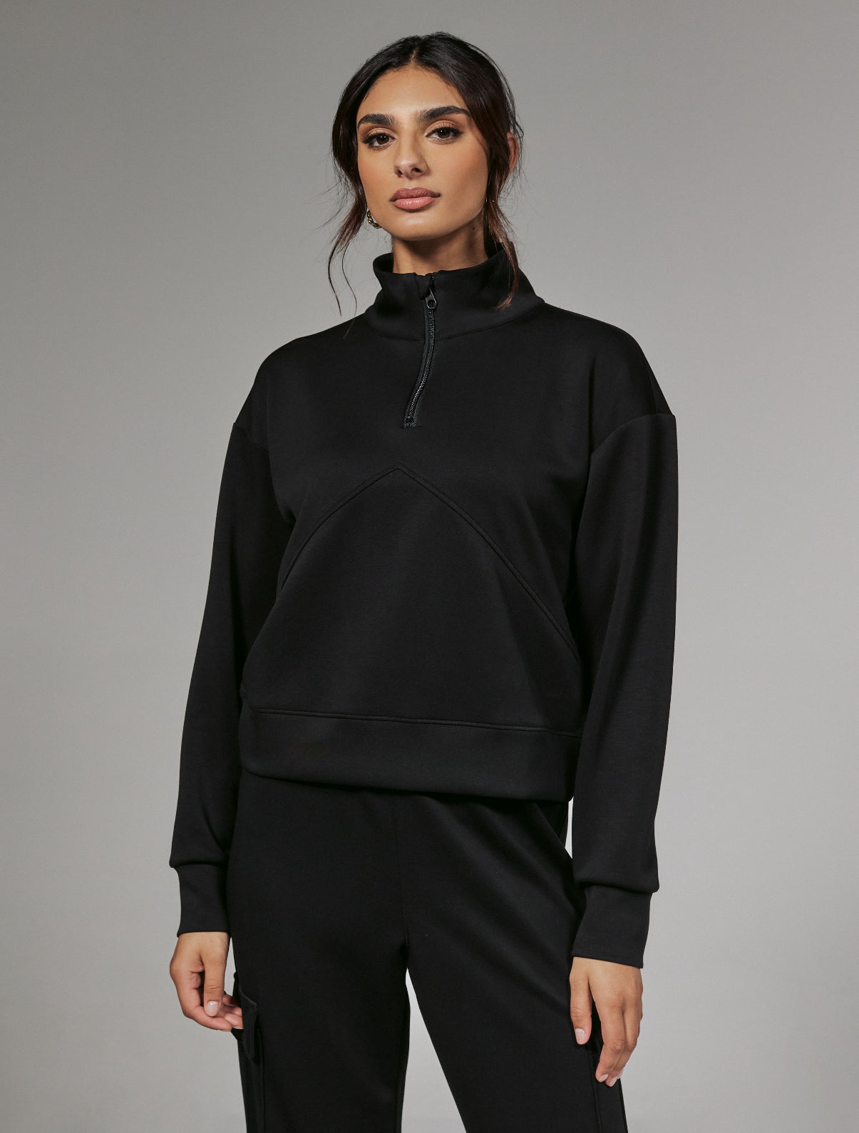Rev Cropped Q-Zip
