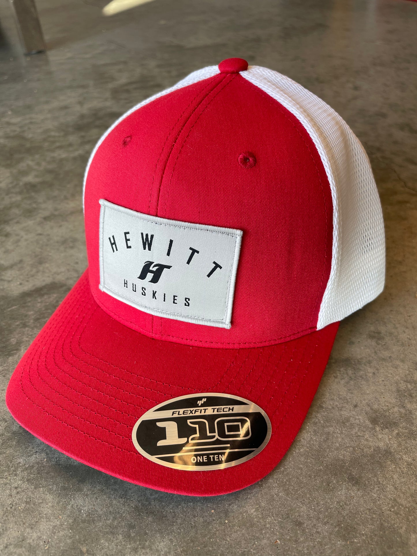 Hewitt Huskies Trucker Hat